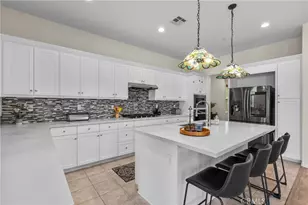 27624 Solana, Saugus, CA 91350 - Photo 16