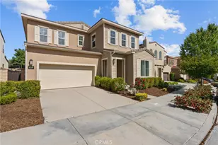 27624 Solana, Saugus, CA 91350 - Photo 2