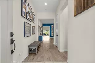 27624 Solana, Saugus, CA 91350 - Photo 4