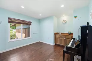 25576 Fedala, Valencia, CA 91355 - Photo 16
