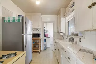 12019 Saticoy, North Hollywood, CA 91605 - Photo 14