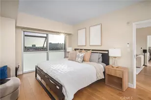 13700 Marina Pointe Dr, Marina del Rey, CA 90292 - Photo 12