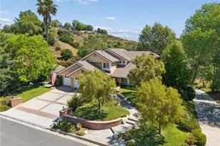22043 Parvin, Saugus, CA 91350 - Photo 2