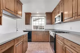 6201 Le Sage Ave, Woodland Hills, CA 91367 - Photo 10
