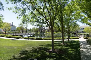 23201 Brooke Ln, Valencia, CA 91355 - Photo 46