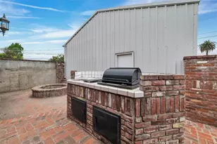 9949 Noble Ave, Mission Hills (San Fernando), CA 91345 - Photo 30