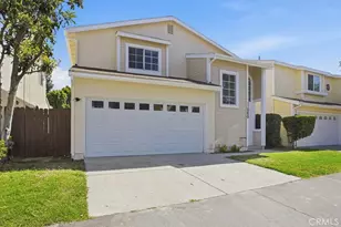 11560 Honeyglen Rd, Pacoima, CA 91331 - Photo 2