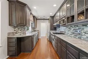 23327 Califa St, Woodland Hills, CA 91367 - Photo 14