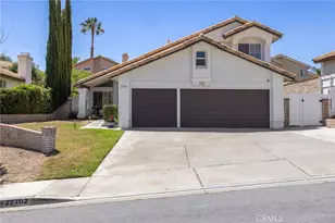 27702 Bridlewood, Castaic, CA 91384 - Photo 2
