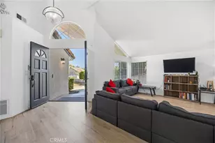 27702 Bridlewood, Castaic, CA 91384 - Photo 4