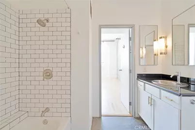 420 S San Pedro #402, Los Angeles, CA 90013 - Photo 20