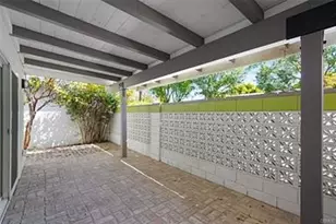 22701 Martha St, Woodland Hills, CA 91367 - Photo 10