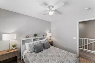 28458 Santa Rosa, Saugus, CA 91350 - Photo 16