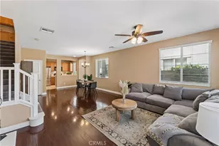 28458 Santa Rosa, Saugus, CA 91350 - Photo 4