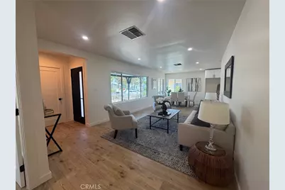 9753 Mercedes Avenue, Arleta, CA 91331 - Photo 4