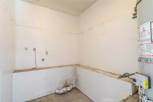 13126 Bromont, Sylmar, CA 91342 - Photo 22