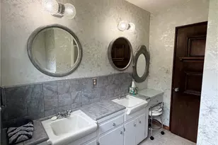 15136 Clark St, Sherman Oaks, CA 91411 - Photo 18