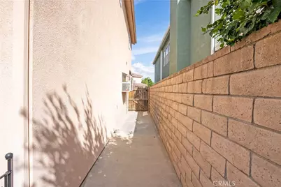 14522 Fox, Mission Hills (San Fernando), CA 91345 - Photo 34