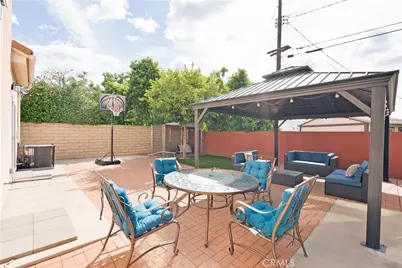 14522 Fox, Mission Hills (San Fernando), CA 91345 - Photo 36