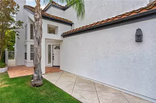 24712 Calle Conejo, Calabasas, CA 91302 - Photo 2