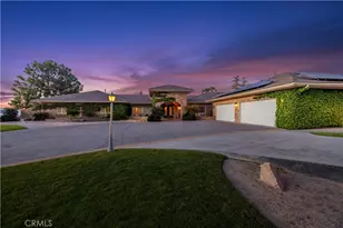 40250 Maestro, Palmdale, CA 93551 - Photo 2