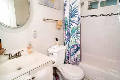 708 W 40th, Los Angeles, CA 90037 - Photo 34