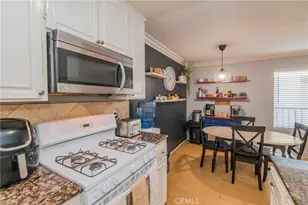 7045 Woodley Ave, Van Nuys, CA 91406 - Photo 6