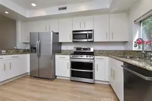 10918 Morrison St, North Hollywood, CA 91601 - Photo 16