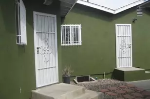 2927 S Genesee Ave, Los Angeles, CA 90016 - Photo 2
