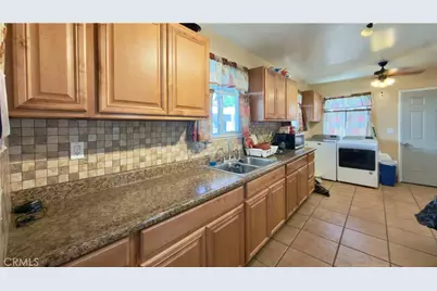 10861 Jaime, Pacoima, CA 91331 - Photo 16