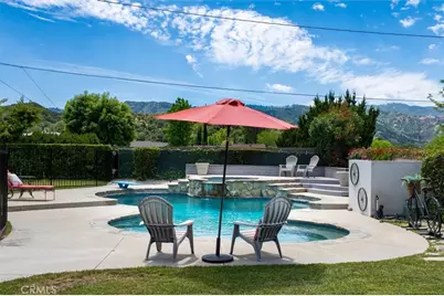 23530 Fambrough Street, Newhall, CA 91321 - Photo 32