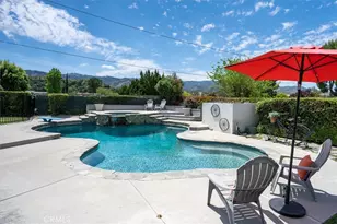 23530 Fambrough St, Newhall, CA 91321 - Photo 30