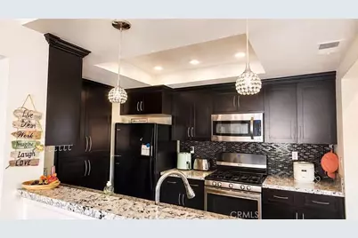640 Kingswood Ln #F, Simi Valley, CA 93065 - Photo 12