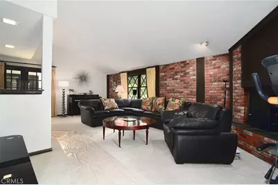 5515 Shirley Avenue, Tarzana, CA 91356 - Photo 22