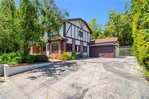 5515 Shirley Ave, Tarzana, CA 91356 - Photo 2