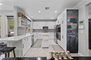 23717 Shadylane Pl, Valencia, CA 91354 - Photo 20