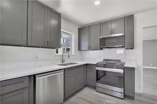 18234 Sugarman St, Tarzana, CA 91356 - Photo 8