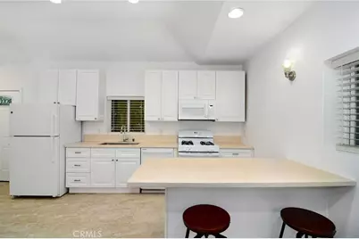 6508 Moorcroft Avenue, Woodland Hills, CA 91303 - Photo 40