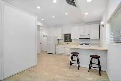 6508 Moorcroft Avenue, Woodland Hills, CA 91303 - Photo 38