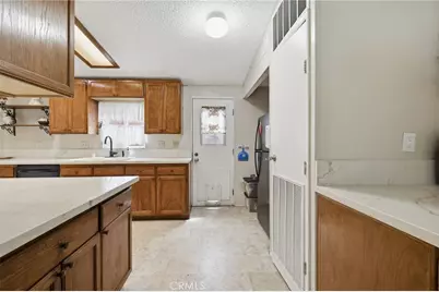 29667 Cromwell, Castaic, CA 91384 - Photo 4
