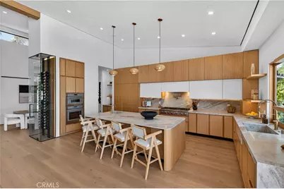 5636 Rawlings Avenue, Woodland Hills, CA 91367 - Photo 6
