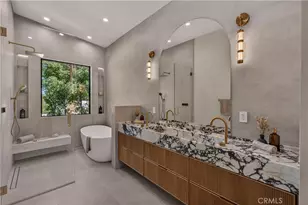 5636 Rawlings Ave, Woodland Hills, CA 91367 - Photo 22