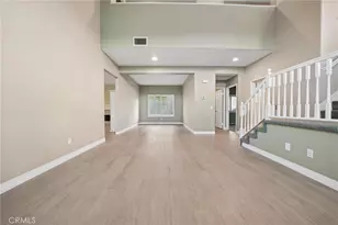 28269 Rodgers, Saugus, CA 91350 - Photo 6