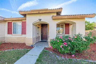 45827 Caledonia Ct, Lancaster, CA 93534 - Photo 6