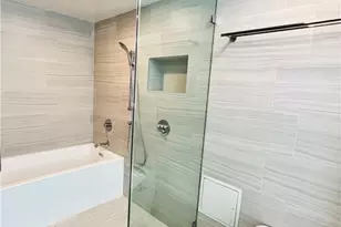 10450 Wilshire, Los Angeles, CA 90024 - Photo 18