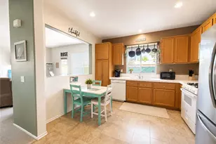 292 Edgemire Ln, Simi Valley, CA 93065 - Photo 6