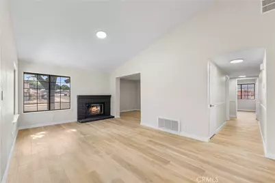 40744 Via Valor, Palmdale, CA 93551 - Photo 8
