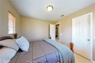 29315 Sequoia, Canyon Country, CA 91387 - Photo 42