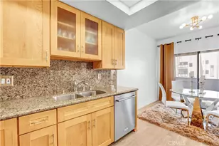 17914 Magnolia Blvd, Encino, CA 91316 - Photo 12