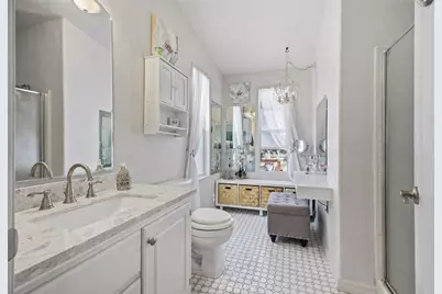 4201 Topanga Canyon Blvd #106, Woodland Hills, CA 91364 - Photo 14